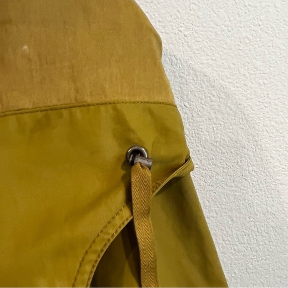 Eileen Fisher size medium yellow green lined light weight hooded raincoat - Picture 7 of 16